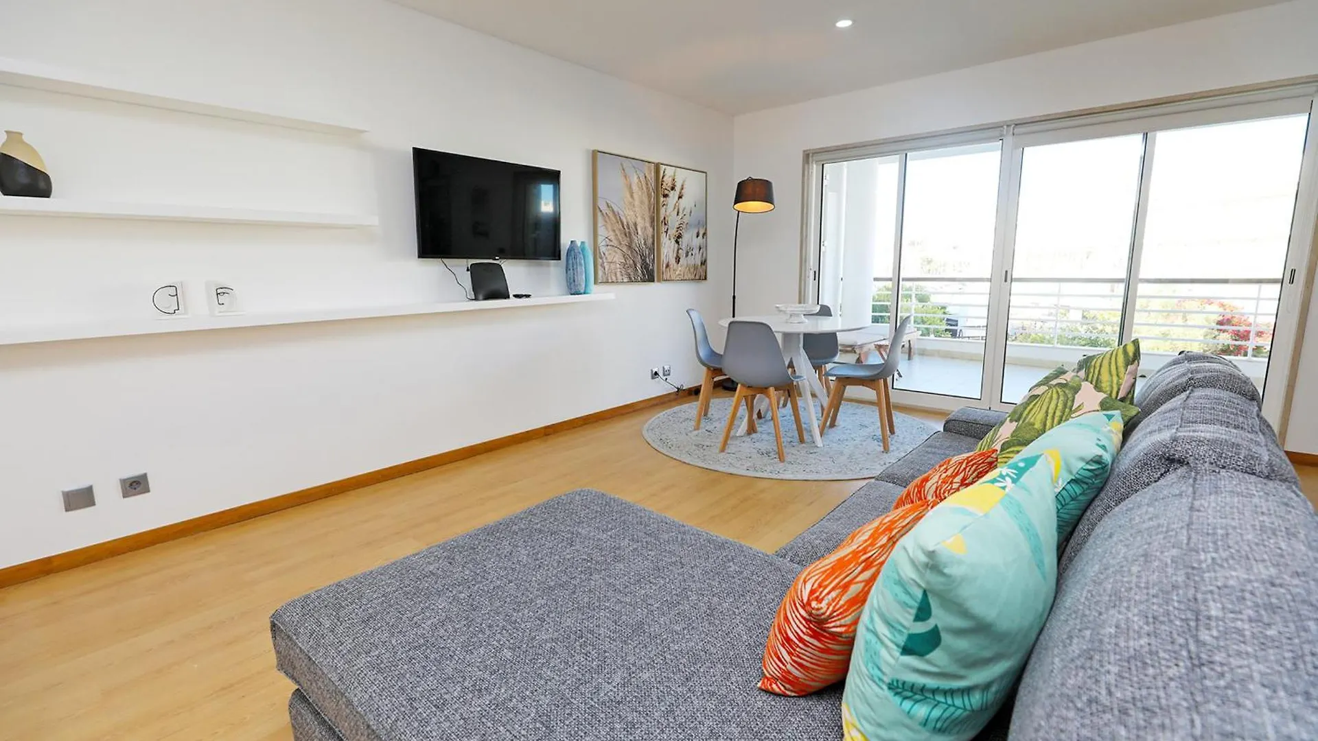 B19 - Marina Bay Apartment Lagos Portekiz