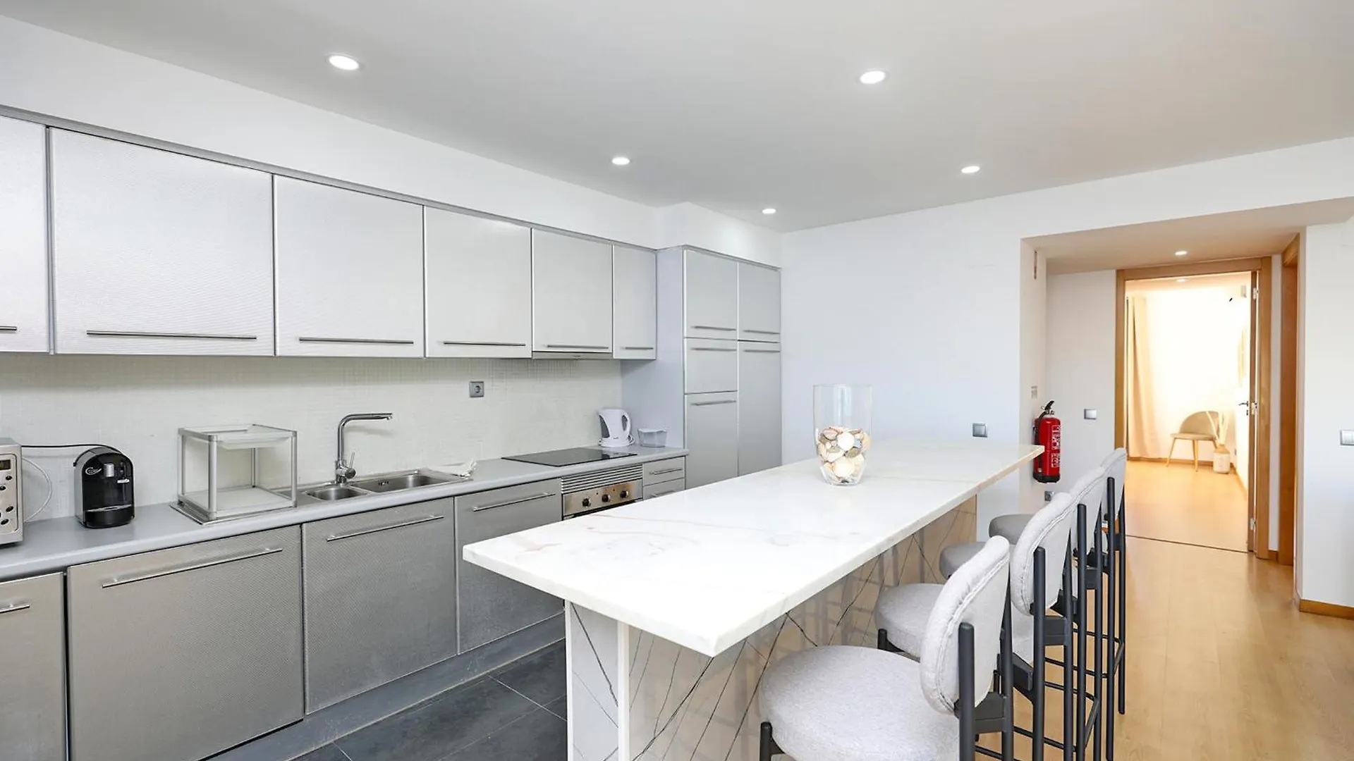 B19 - Marina Bay Apartment Lagos Portekiz