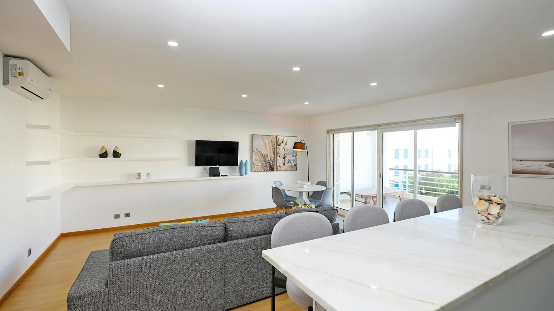 B19 - Marina Bay Apartment Lagos 0*,