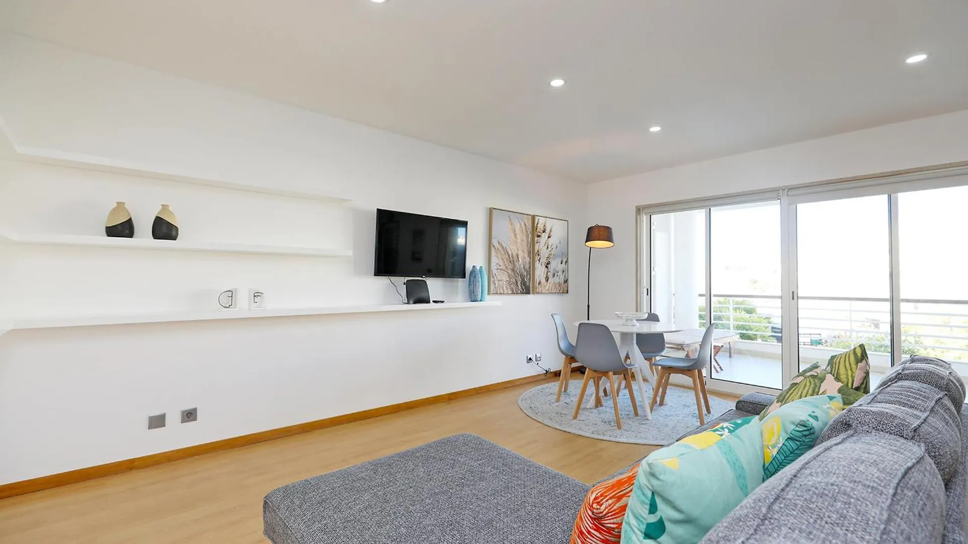 B19 - Marina Bay Apartment Lagos Portugal