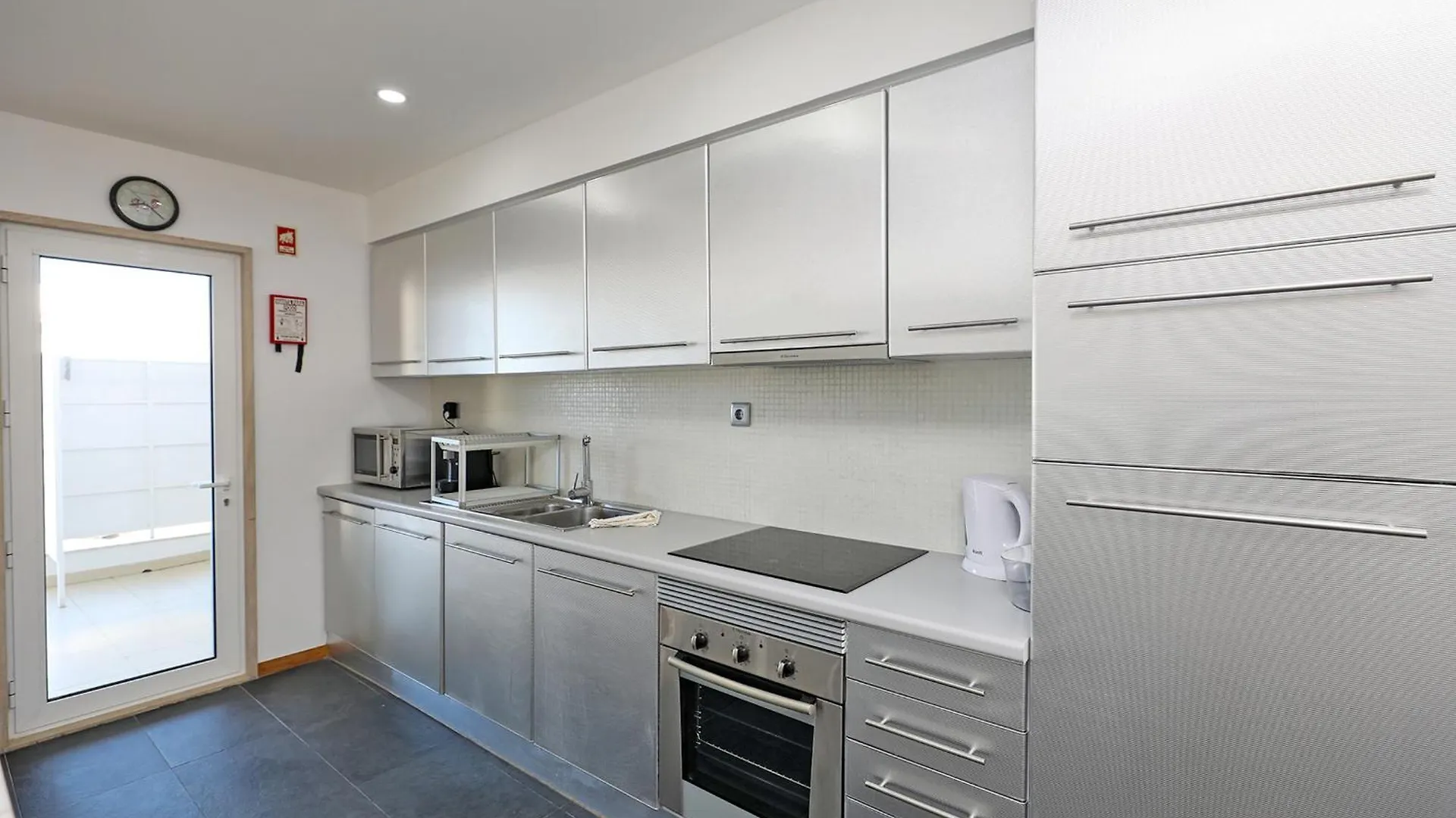 B19 - Marina Bay Apartment Lagos